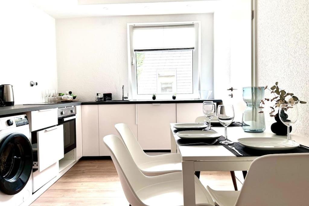 Moderne Wohnung In Stadionnaehe Mit Parkplatz Dortmund Exterior photo